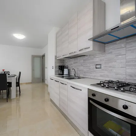 Stancija Amorozo 5 - N. 7 Lejlighed