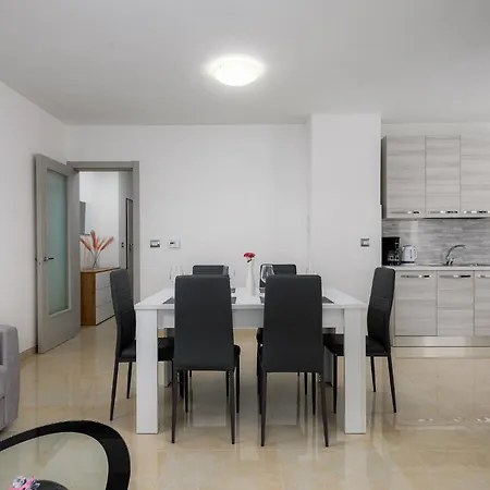 Stancija Amorozo 5 - N. 7 Lejlighed *