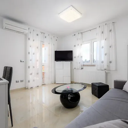 Stancija Amorozo 5 - N. 7 Poreč