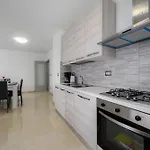 Stancija Amorozo 5 - N. 7 Apartamento
