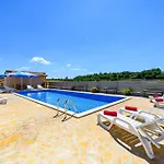Stancija Amorozo 5 - N. 7 * Poreč
